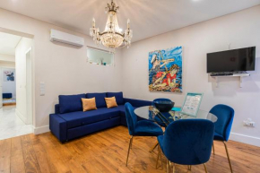 Cozy & Lovely Apartment W/ Patio by LovelyStay